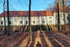 Gästehaus aus dem Wald